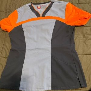 Women’s scrub top